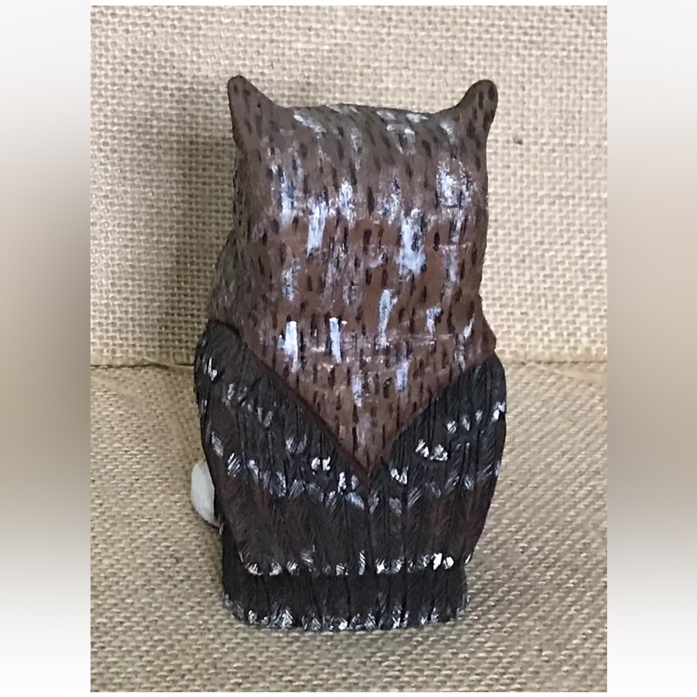 Carved Wood Owl Figurine Bird Cottage Goblin Gremlin Core Wildlife Woodland - Picture 3 of 7